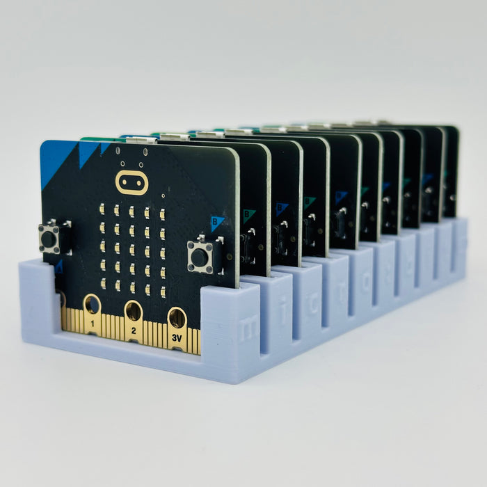 Micro:bit holder for 10 stk – bordstativ for klasserom