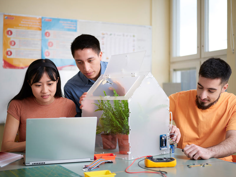 Arduino Explore IoT Kit