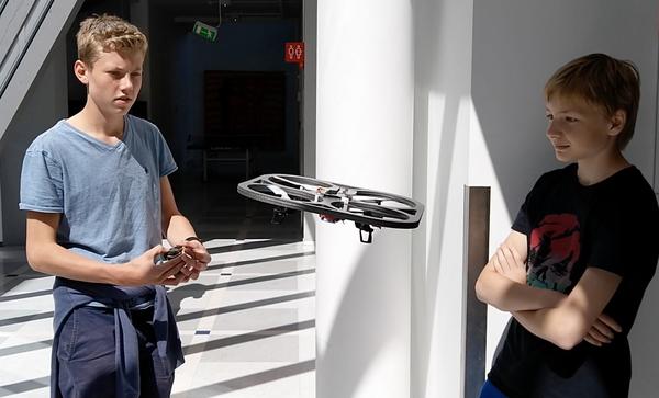 MakeKit Air:Bit 2.0 drone til micro:bit